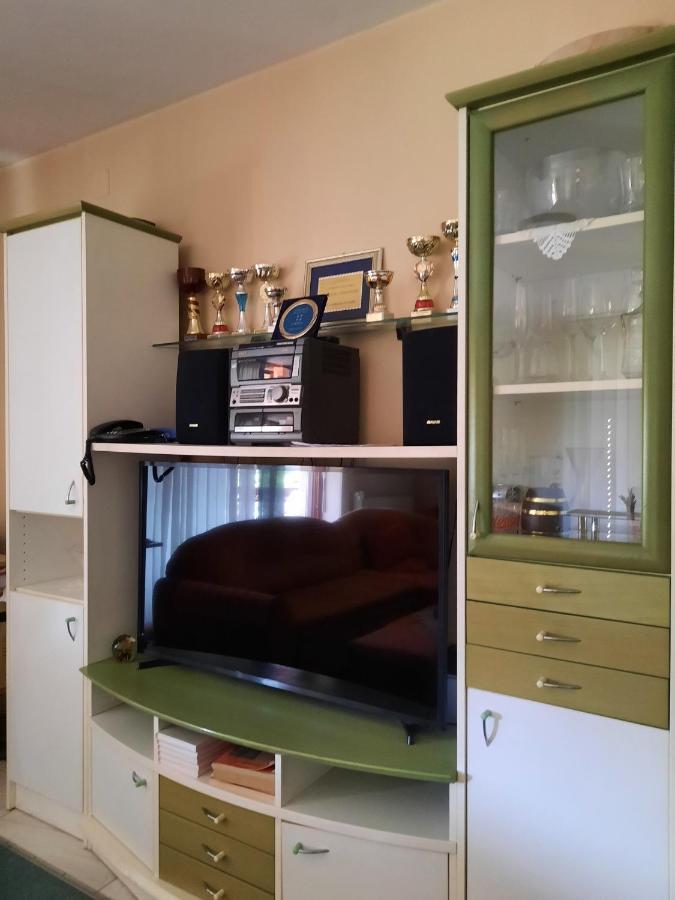 Rooms Cehovin Постойна Екстериор снимка